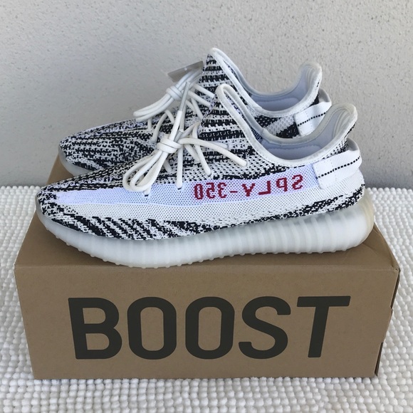Yeezy Boost 350 V2 Zebra NWT Yeezy Boost 350 V2 Zebra NWT